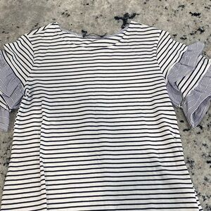NWOT Doe & Rae Large Navy and White Striped Ruffle-Sleeve Top